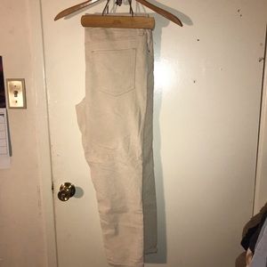 White BDG soft corduroy white pants